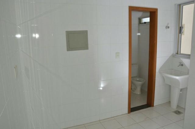 Apto 3 qtos , 3 suítes 2 vagas , Porcelanato, A/c Financiamento, Aceita carro Entrada - Foto 12