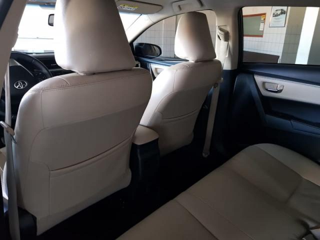TOYOTA COROLLA ALTIS AUTOMáTICO FLEX 2017 - Foto 6