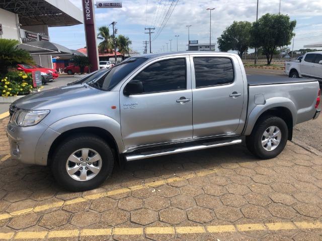 Hilux 4x2 SR automática 15/15