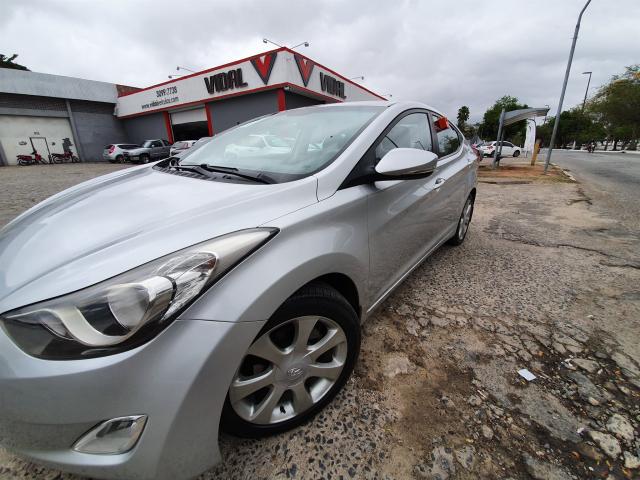 ELANTRA 2011/2012 1.8 GLS 16V GASOLINA 4P AUTOMÁTICO - Foto 11