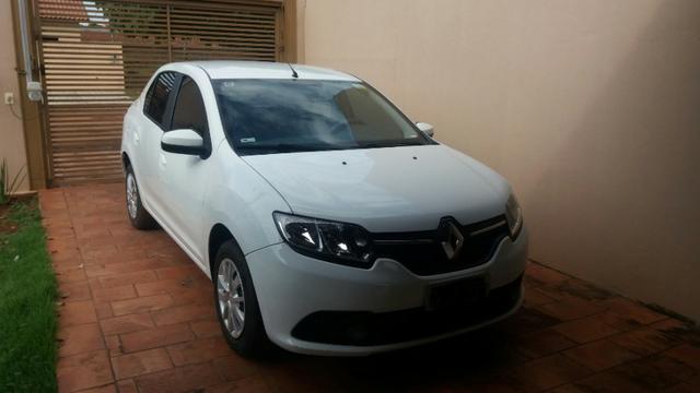 Renault Logan Expression 1.0 2015/15