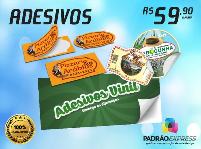 Adesivo de parede em vinil personalizado