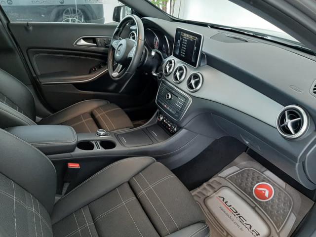 MERCEDES-BENZ GLA 250 2.0 16V TURBO GASOLINA ENDURO 4P AUTOMÁTICO - Foto 14