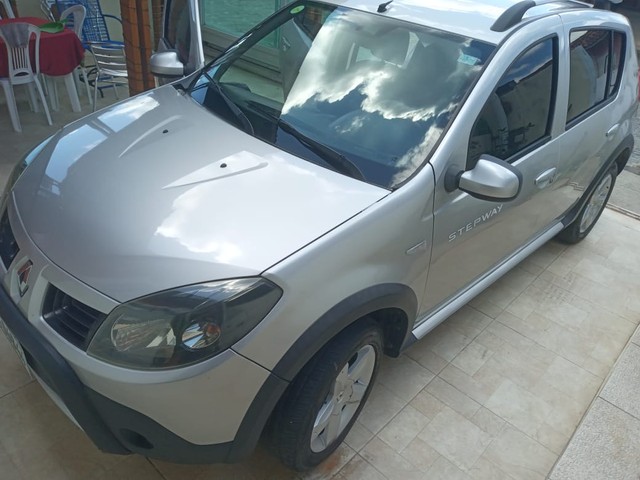 SANDERO STEPWAY 1.6 COMPLETÃO