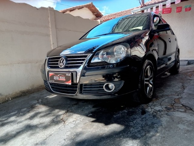 VOLKSWAGEN POLO 1.6 SEDAN COMPLETO
