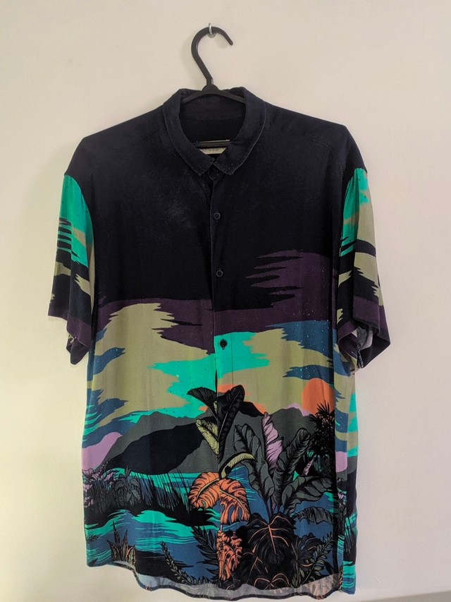 camisa tropical riachuelo