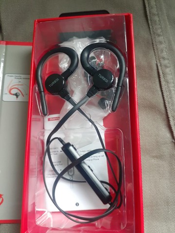 Fone de Ouvido Bluetooth Esportivo sem Fio - Celulares e telefonia - São  José Operário, Manaus 1009533699 | OLX