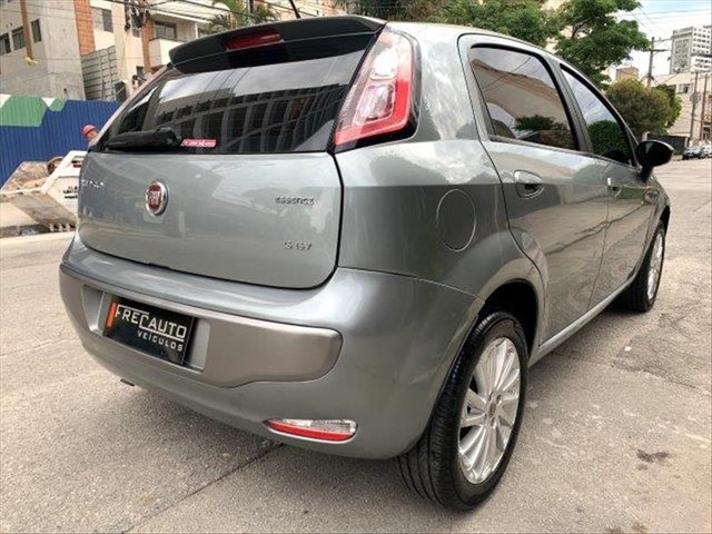Fiat Punto 1.6 Essence 16v - Foto 4