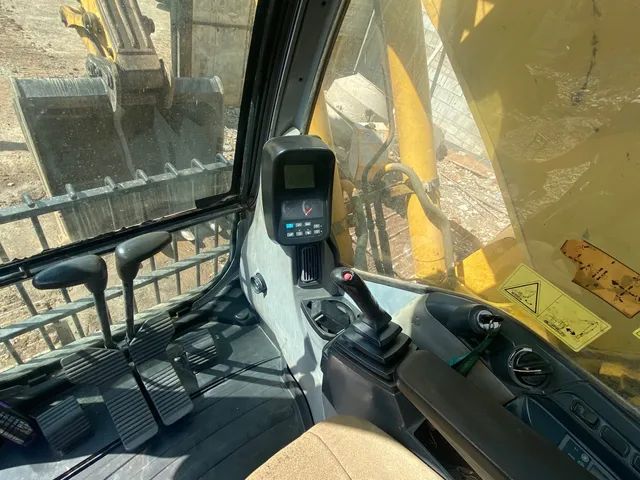 Escavadeira New Holland e215b - Foto 3