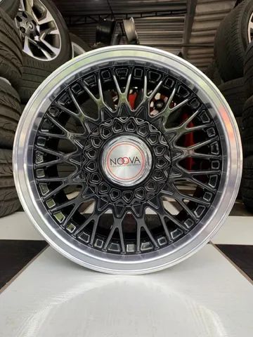 Gol rebaixado com rodas Volcano Wheels Strong aro 17”