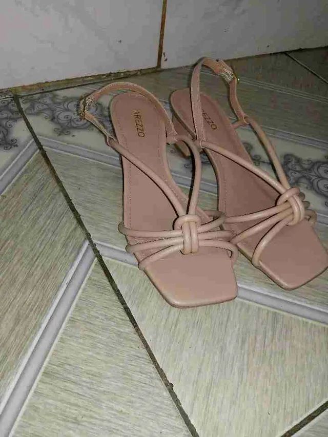 Uma linda sandália arezzo 36 - Foto 2