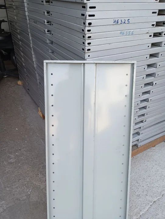 Bandeijas para pratileras de 0.40 por 0.92 apenas 25 Reais semi nova * - Foto 4