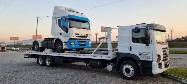 Guincho Truck Consttelation Plataforma 11 metros