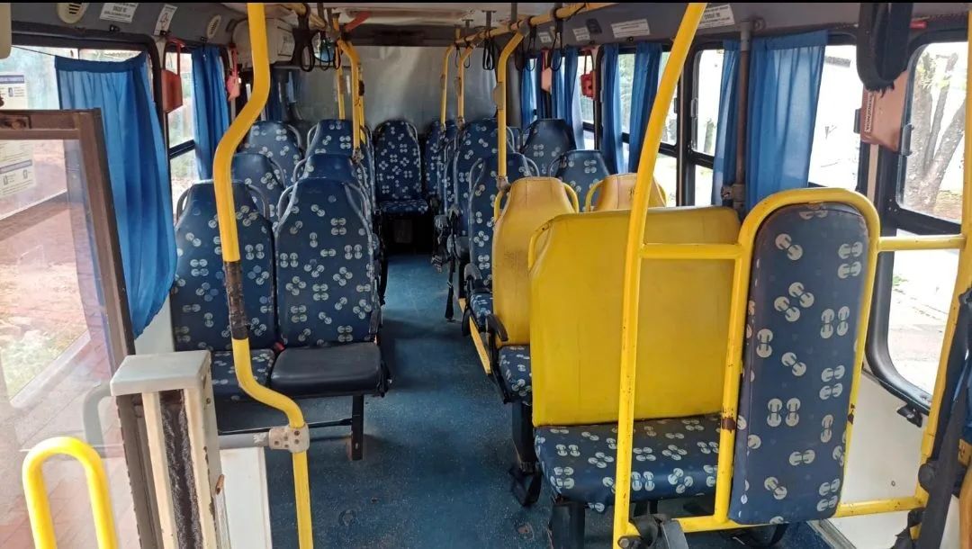 Micro-ônibus 2012 - Foto 5