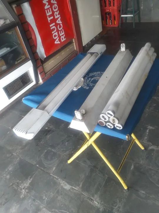 Calhas e lâmpadas florecentrs