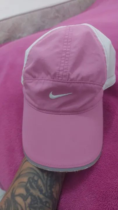 Boné Nike Rosa original diferente - Foto 4