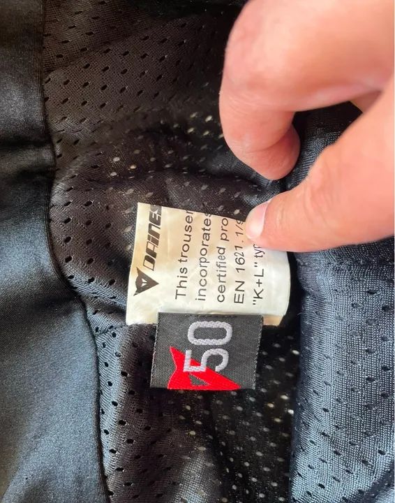 Macacão de Couro Dainese para Motociclista - Foto 5