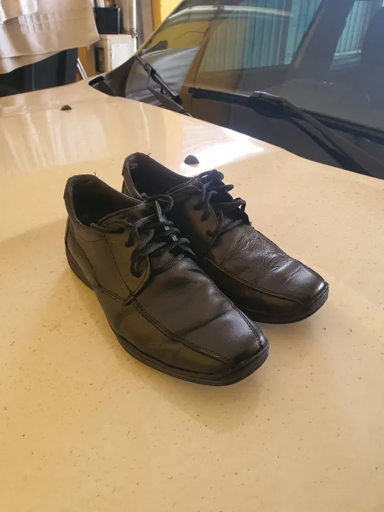 Sapato social de couro N° 40 em Samambaia (Aceito cartão)