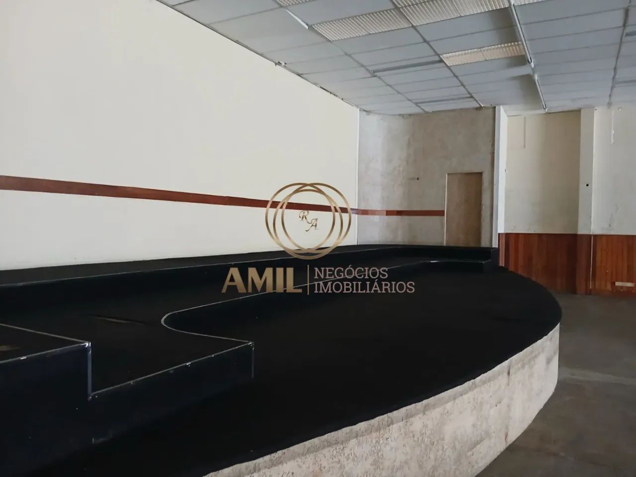 LJC RA AMIL Aluga Galpão Comercial 640m² na região central de São José dos Campos - SP - Foto 9