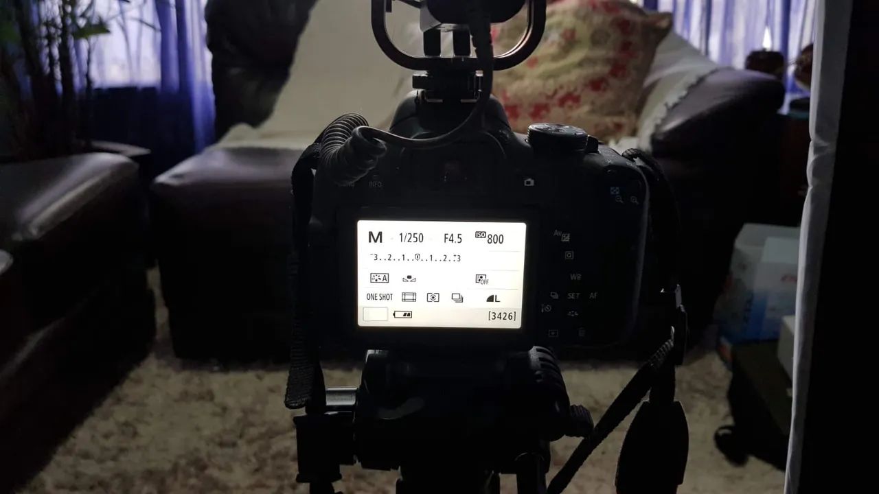 Câmera Canon EOS Rebel 60D e Acessórios - Foto 2