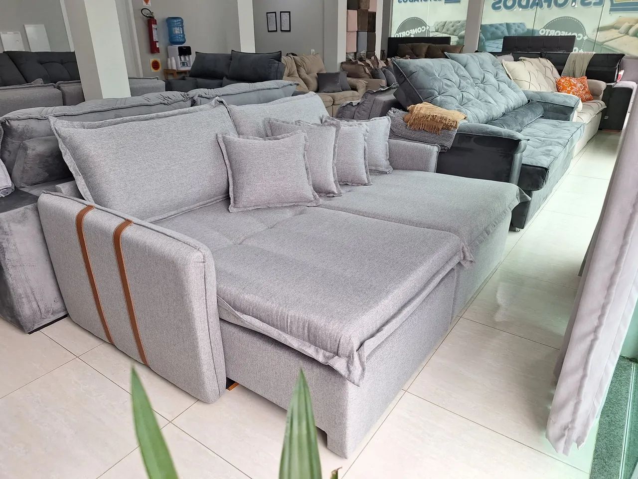 Olha esse modelo slim sem caixaria super lindo e confortável  - Foto 3