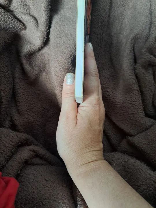 Livro de 1998 capa arranhanda Luzia-Homem e miolo intacto - Foto 3