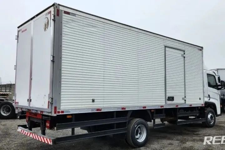 Volkswagen 11180  Baú 2019 - Foto 3