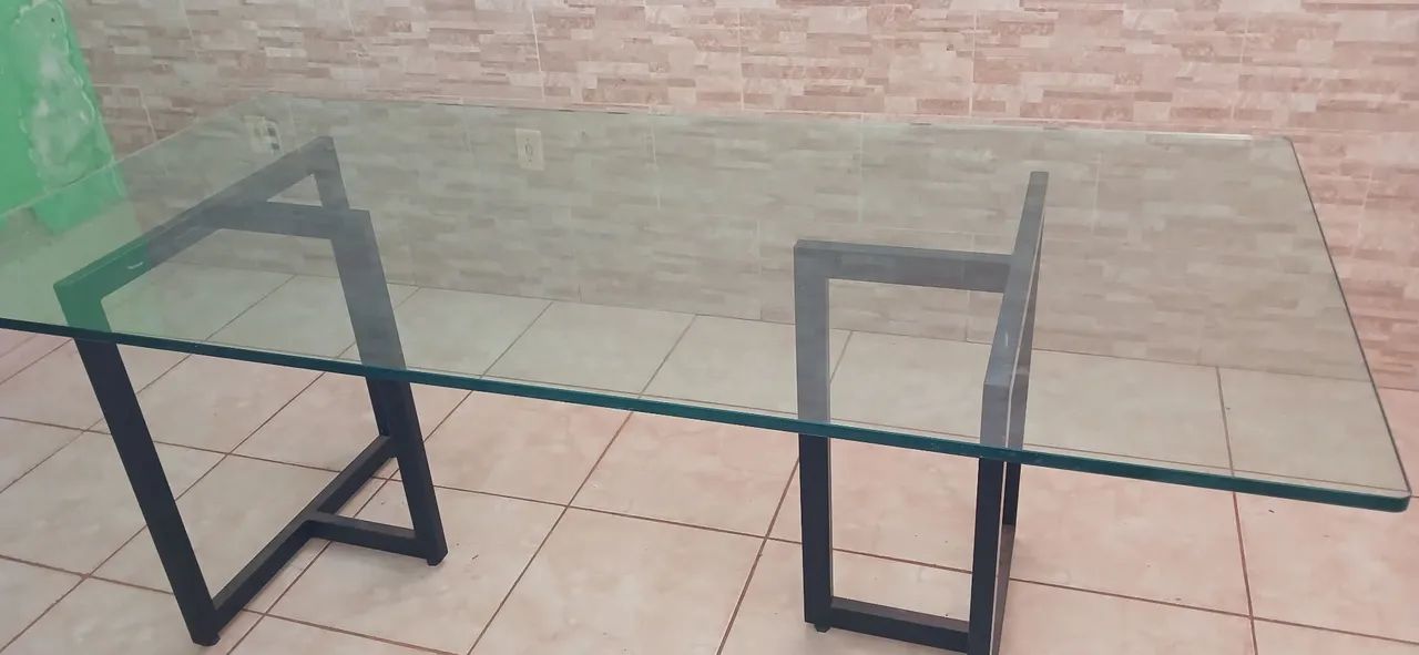 Mesa de vidro com cadeiras - Foto 2