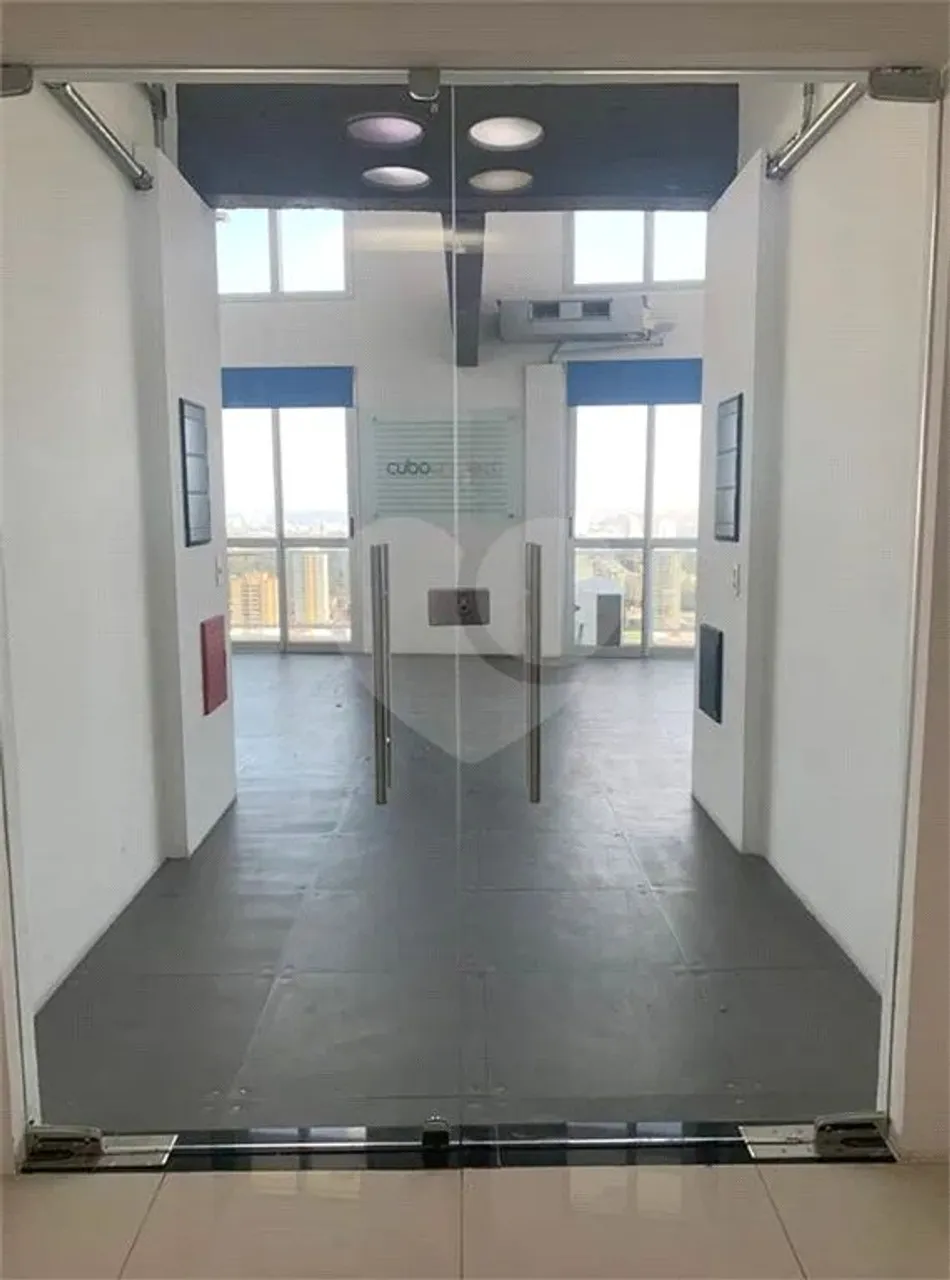 Salas com 1 quartos à venda ou para locação em Vila São Francisco (zona Sul) - SP