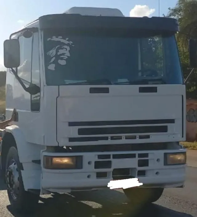 Caminhão Baú