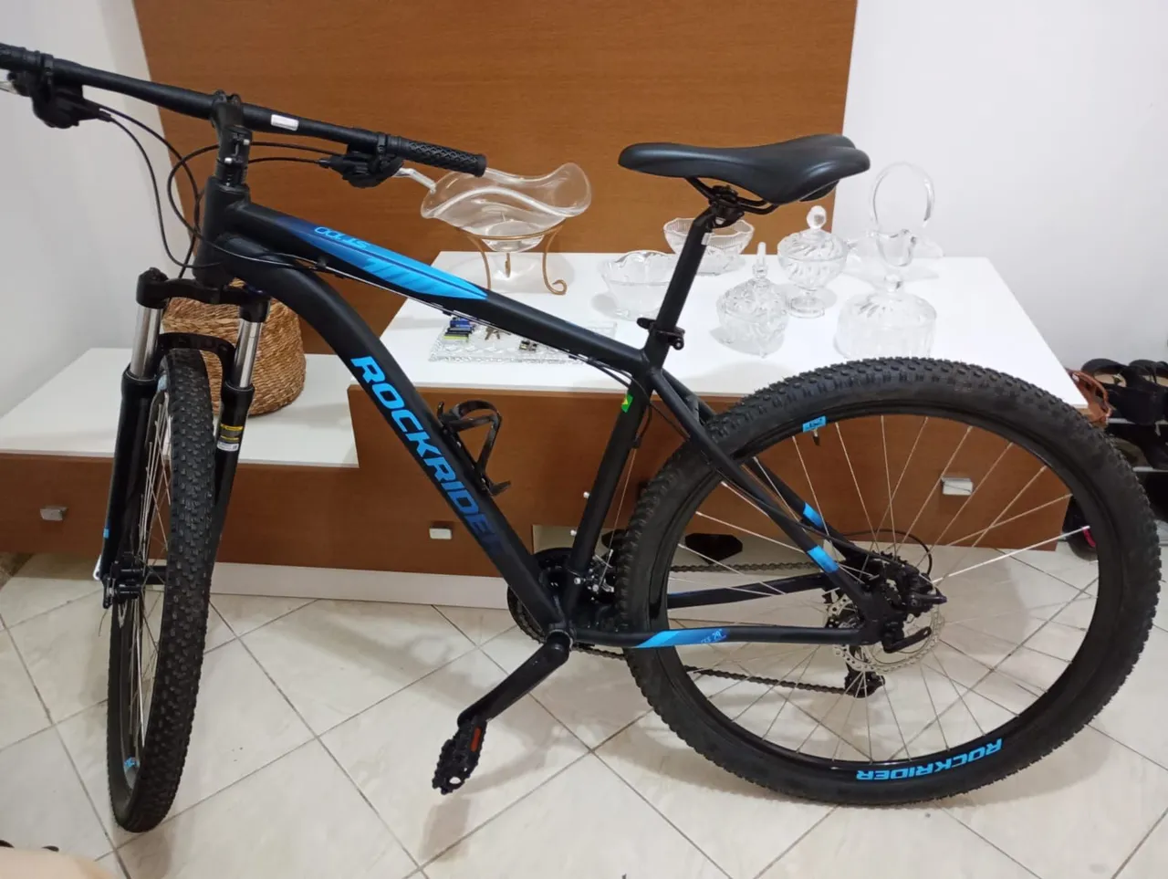 Bicicleta Rockrider + Capacete e ferramentas