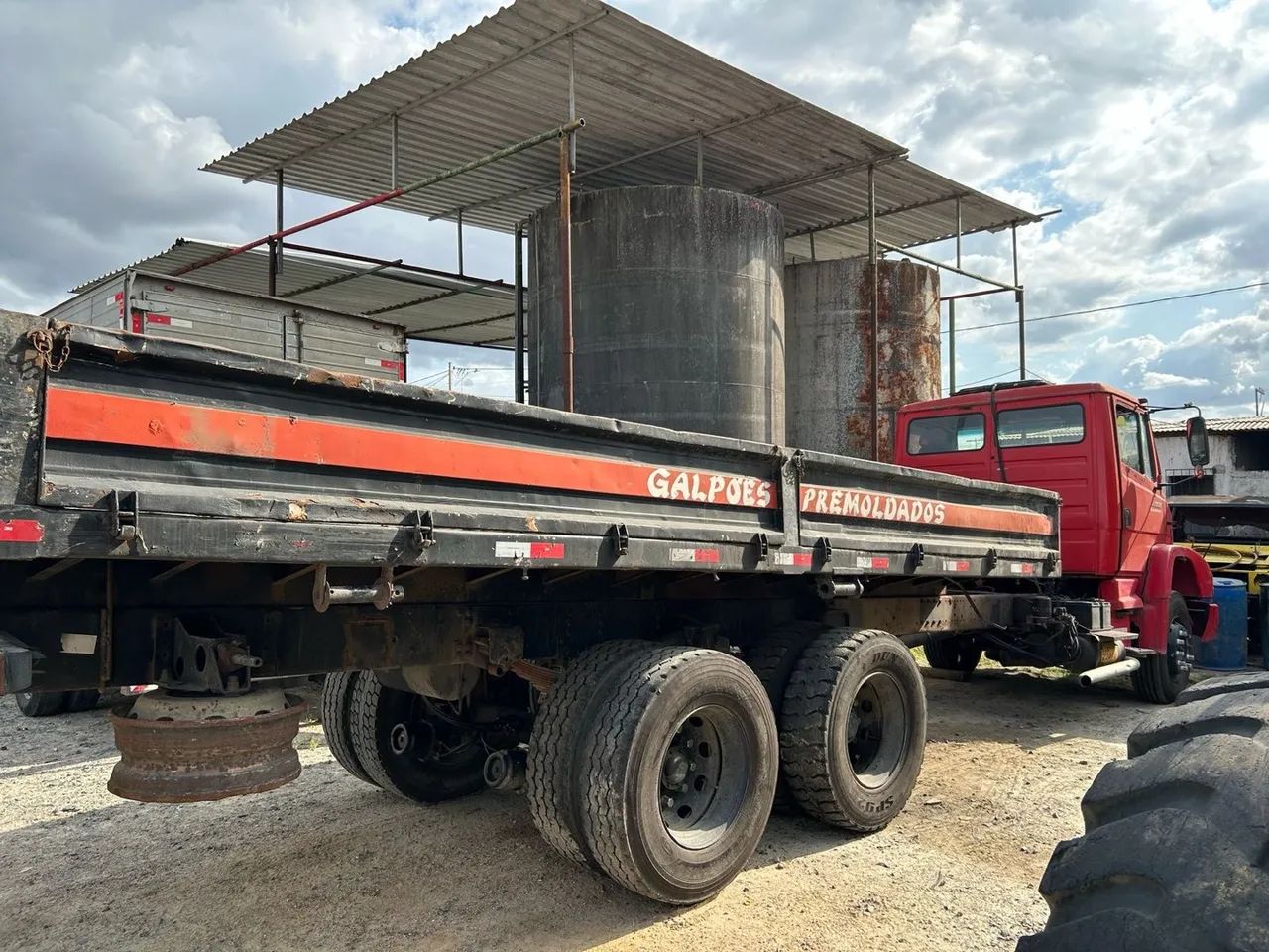 Caminhão Truck - Galpões Pré-Moldados