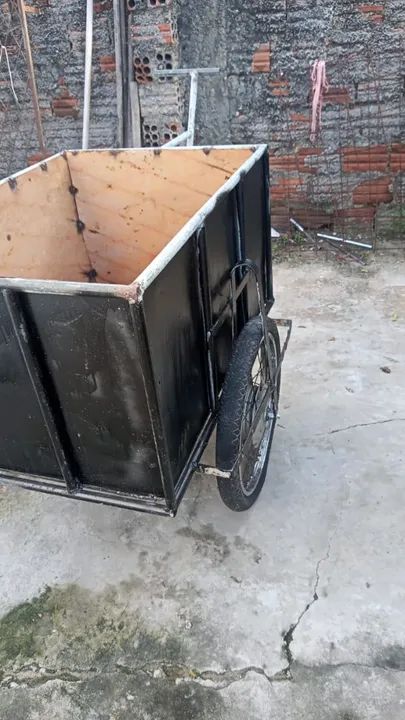 Carrinho de mão para esportes radicais