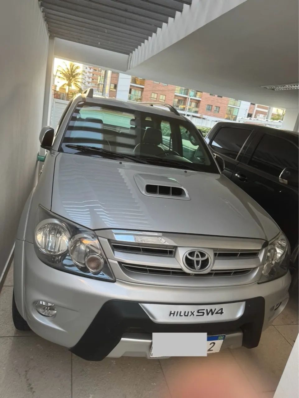 Vende se uma Sw4 5 lugares carro blindado no dinheiro faço 80 mil hoje. - Foto 3