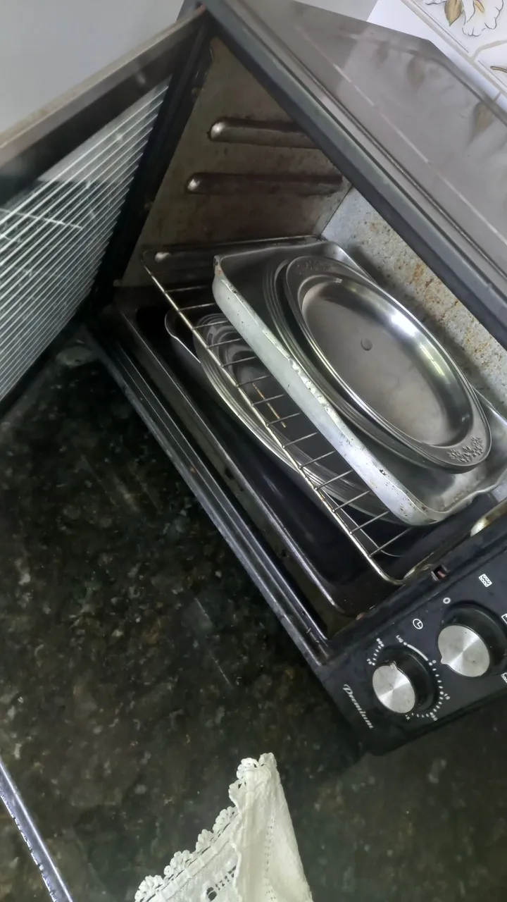 Forninho Elétrico Premium - Perfeito para suas receitas!