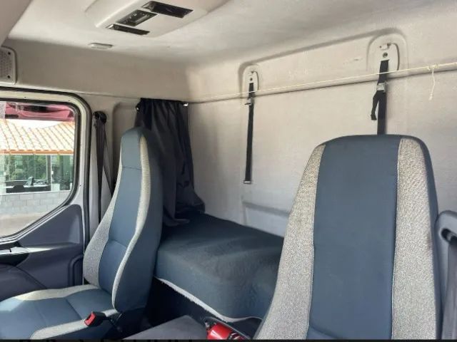 Volvo VM 270 Carroceria - Ano 2020 - Foto 4