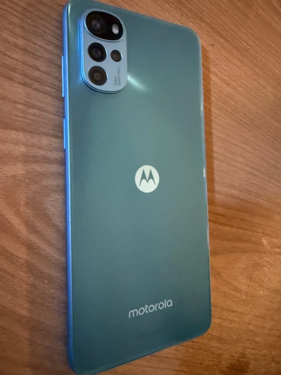 Smartphone Motorola Moto G22 128GB Azul 4G 4GB RAM Tela 6,5" Câm. Quádrupla + Selfie 16MP