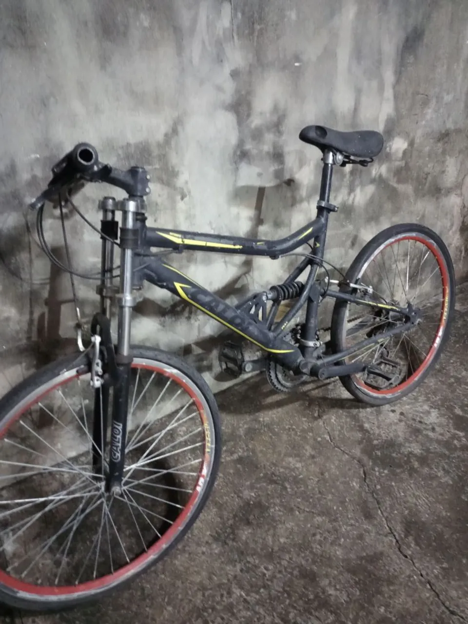 Bicicleta Aro 26 - Suspensão Dupla