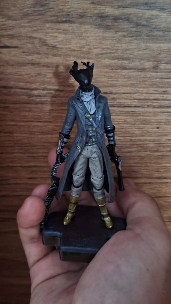 Action Figure Caçador Bloodborne - Alta Qualidade - Foto 5