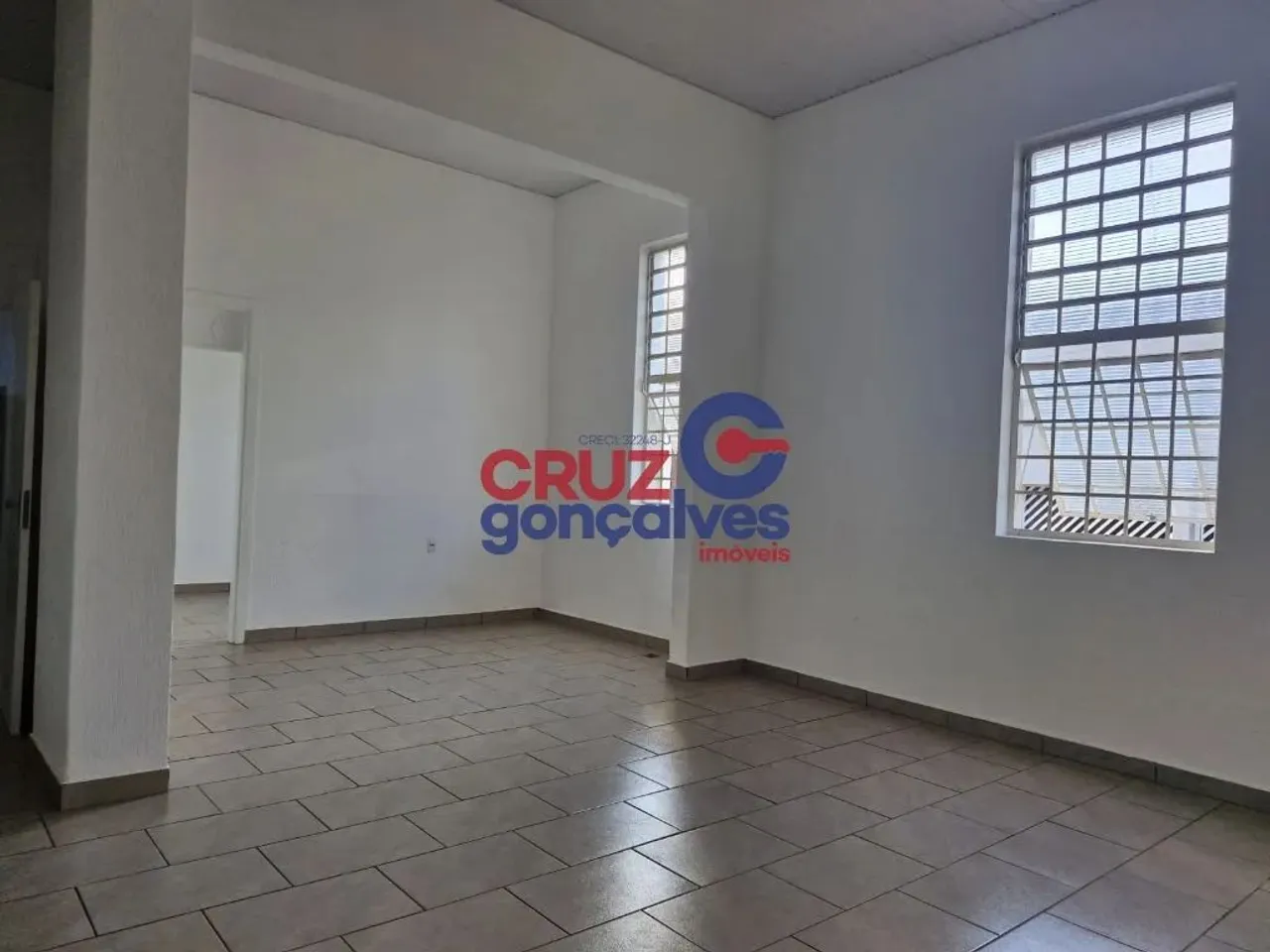 Sala Comercial para Alugar no Centro de Rio Claro - Excelente Localização