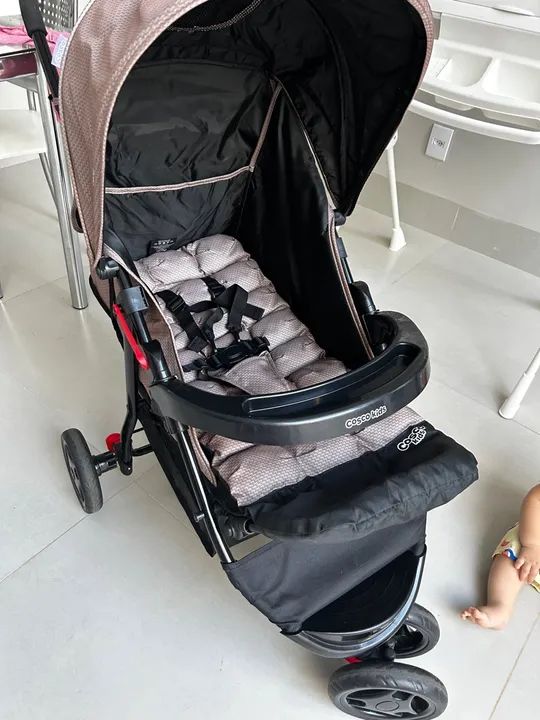 Carrinho de Bebê - Marca Cosco- Usado poucas vezes - Foto 3