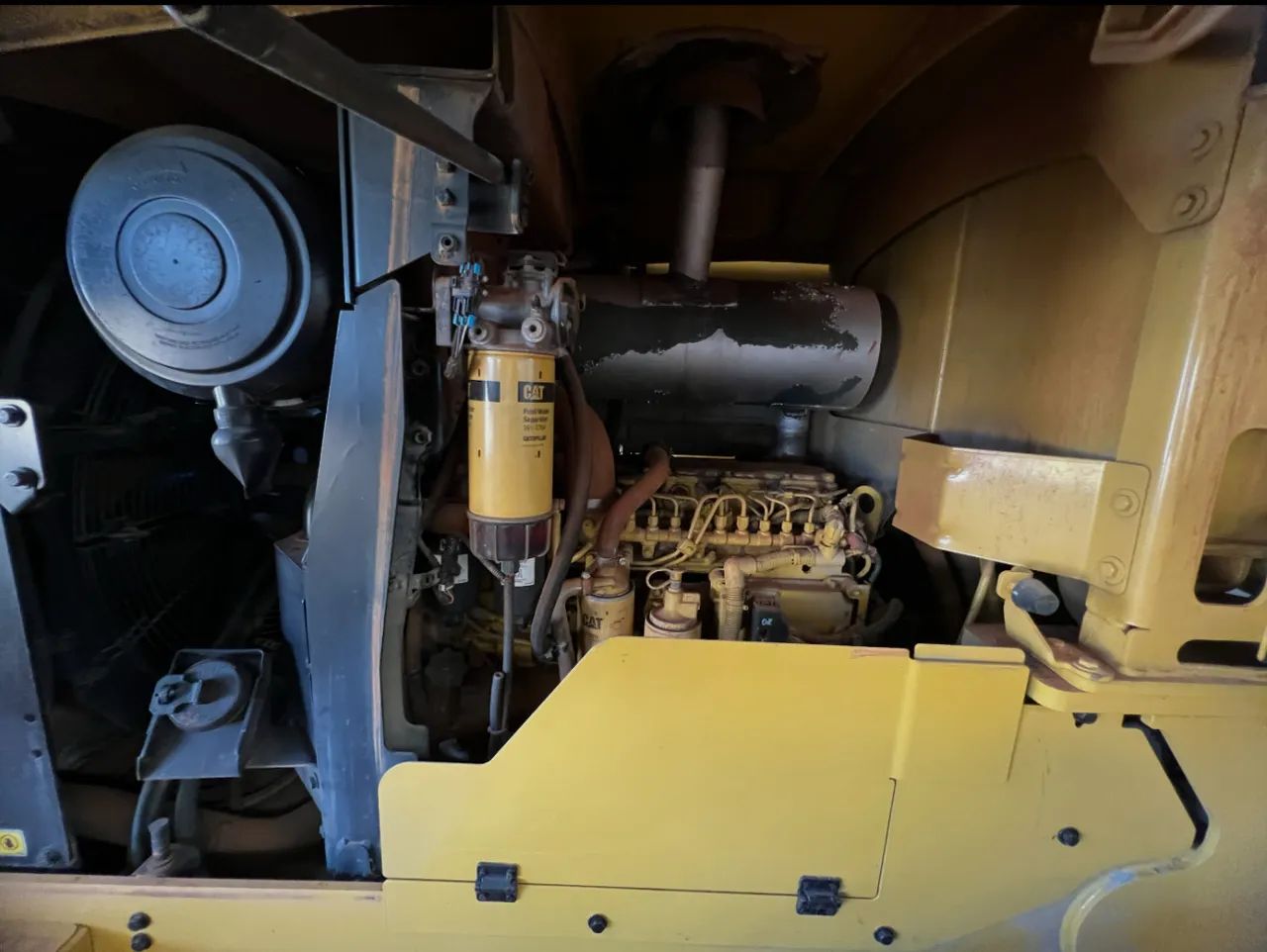 Pá Carregadeira Caterpillar 938 ano 2021 com 6.500 horas e ar condicionado, em SP - Foto 6