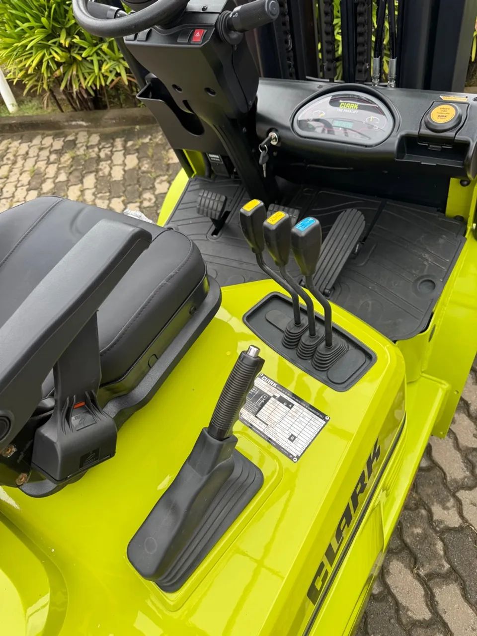EMPILHADEIRA CLARK GTS25 2019 - Foto 5