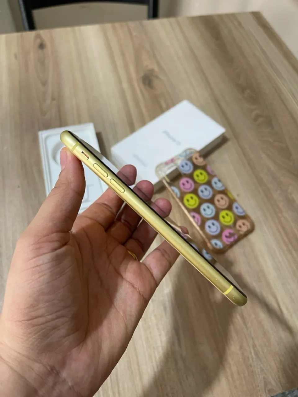 iPhone 11 128GB 76% bateria