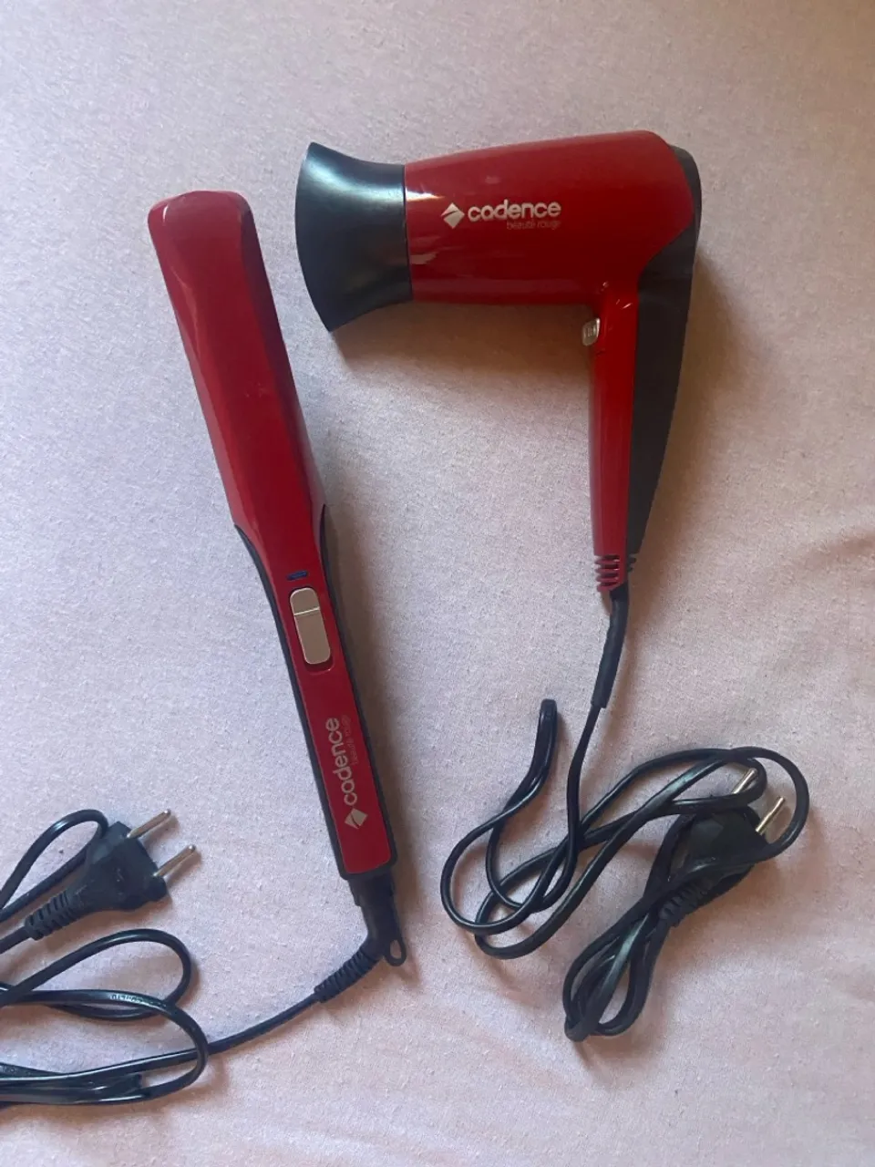 Secador de cabelo e chapinha