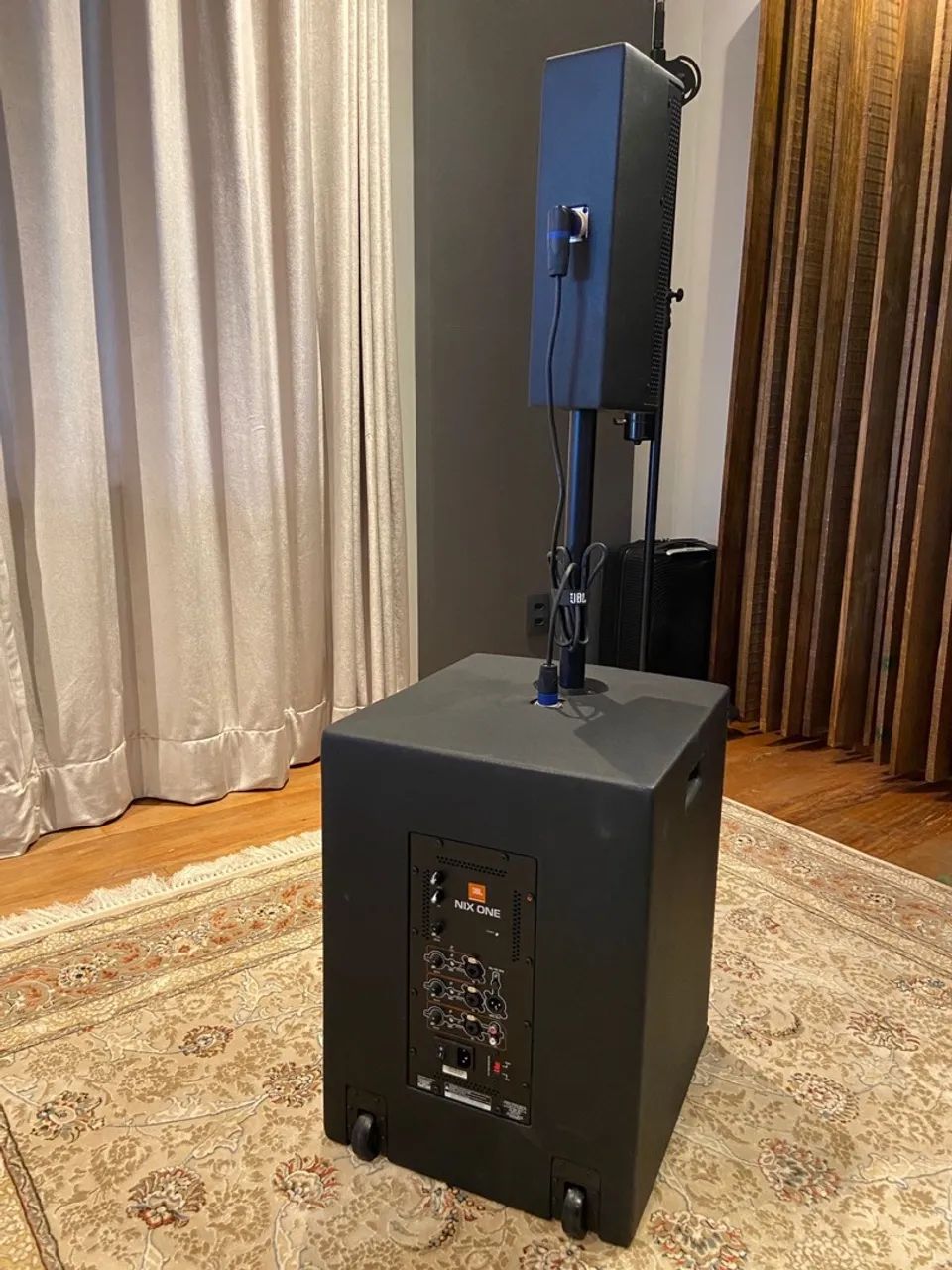 Caixas jJBL novas com cases  - Foto 3