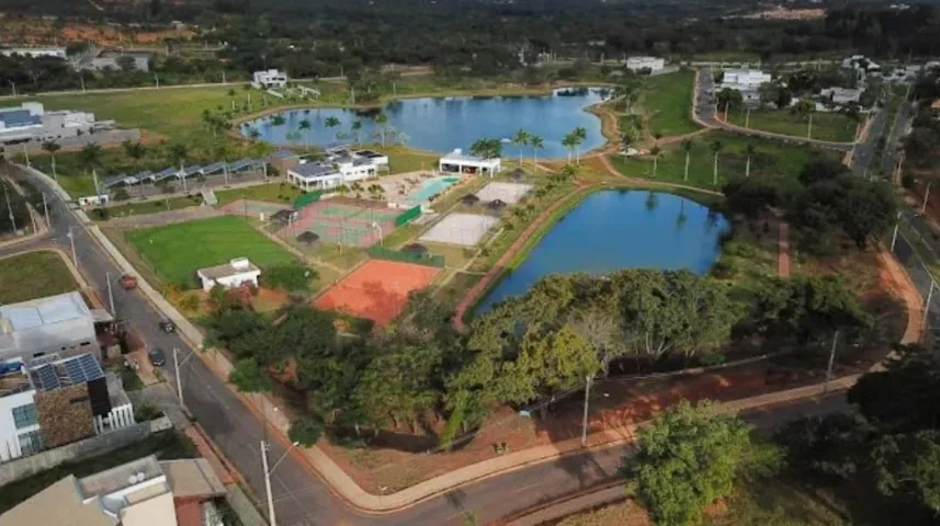Lote no Condomínio Gran Royalle