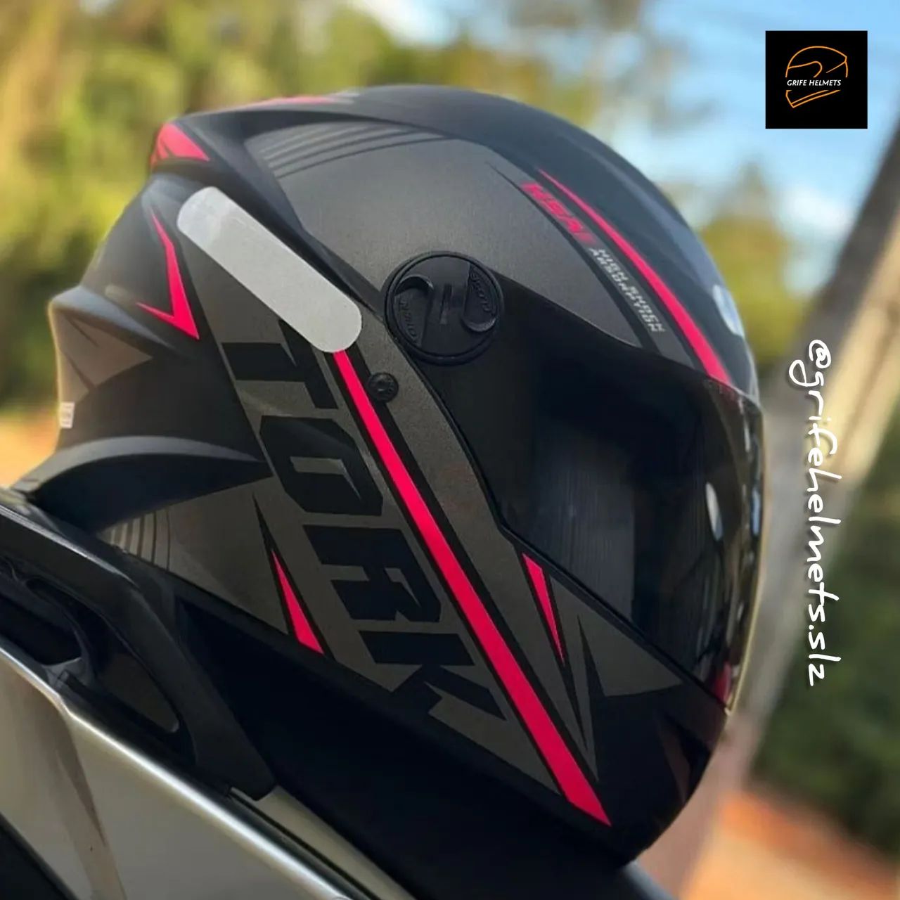CAPACETE FEMININO ESPORTIVO + VISEIRA FUMÊ  - LOJA OFICIAL- GRIFE CAPACETES 