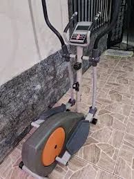 Vendo Elíptical Athletic 460Ep novíssima!  - Foto 3