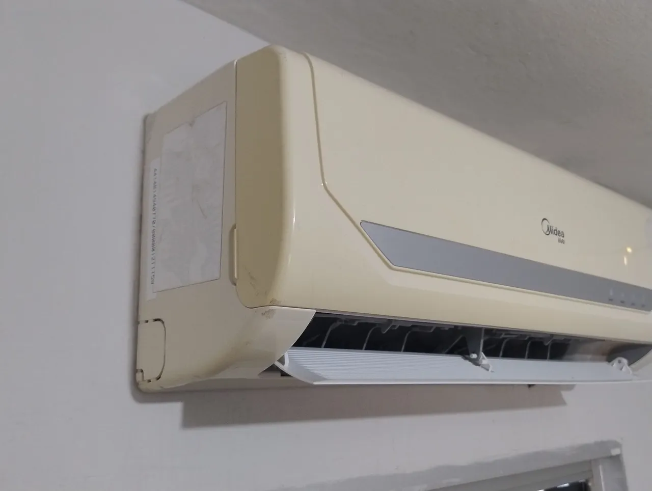 Ar-condicionado Midea liva 12000btus